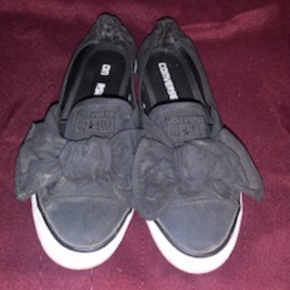 Converse bow sneakers